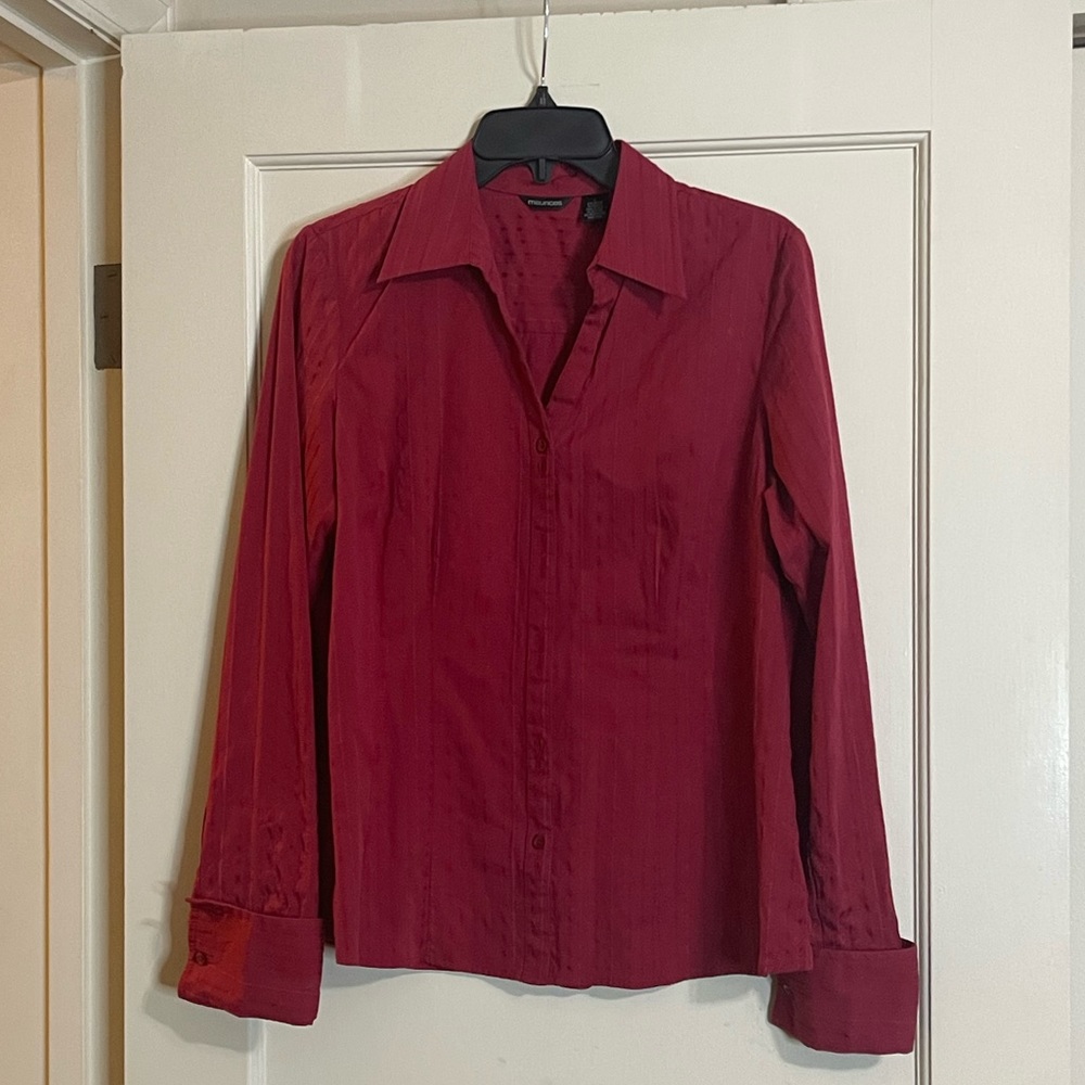 Red button down top. Women’s size Large Maurices